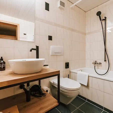 Ξενοδοχείο Fiescherblick *